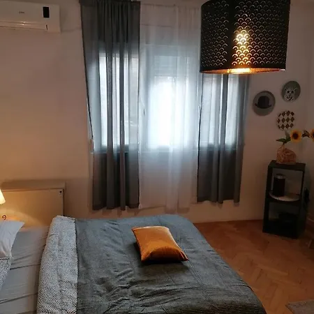 Mala Bella Апартаменты Zemun
